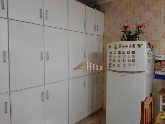 Imagem Casa com 3 Quartos à Venda, 267 m² em Vila Marieta - São Paulo