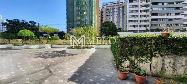 Apartamento com 3 Quartos à Venda, 340 m² em Espinheiro - Recife