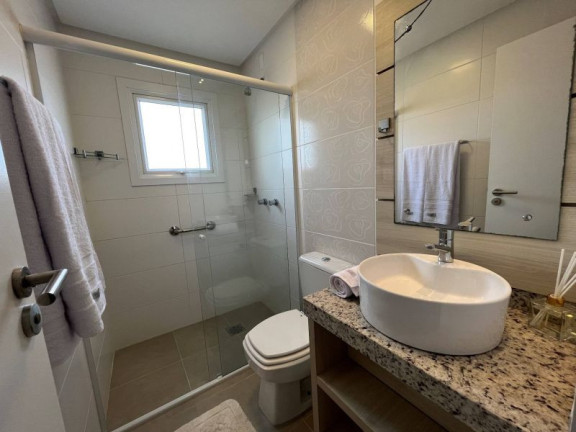 Imagem Apartamento com 2 Quartos à Venda, 76 m² em Centro