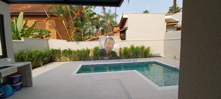 Imagem Casa de Condomínio com 4 Quartos à Venda, 276 m² em Barueri