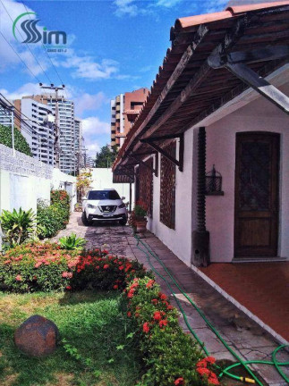 Imagem Casa com 4 Quartos à Venda, 151 m² em Cocó - Fortaleza