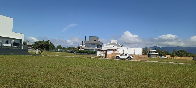 Imagem Terreno à Venda, 390 m² em Ouvidor - Garopaba Imagem Terreno à Venda, 390 m² em Ouvidor - Garopaba