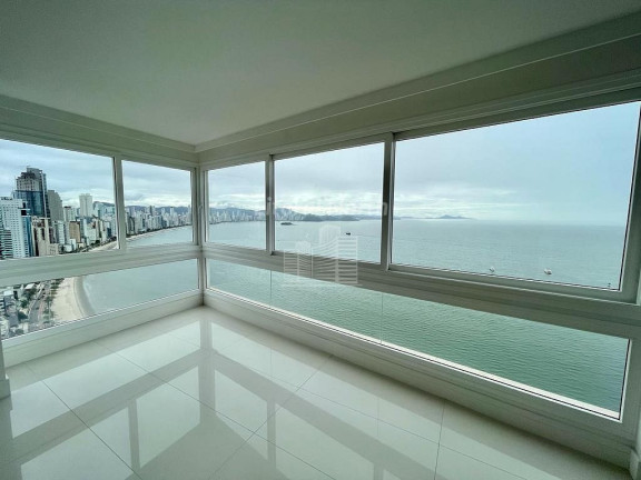 Imagem Apartamento com 7 Quartos à Venda, 410 m² em Centro - Balneário Camboriú Imagem Apartamento com 7 Quartos à Venda, 410 m² em Centro - Balneário Camboriú