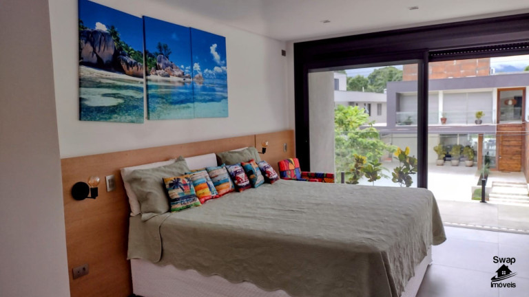 Imagem Casa com 6 Quartos à Venda, em Riviera - Bertioga Imagem Casa com 6 Quartos à Venda, em Riviera - Bertioga