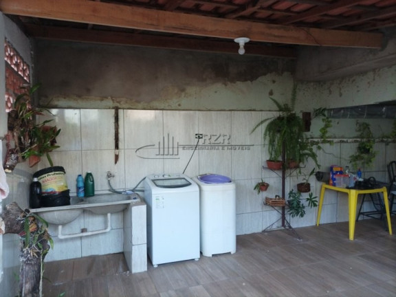 Imagem Casa com 6 Quartos à Venda, 224 m² em Centro - Luís Antônio