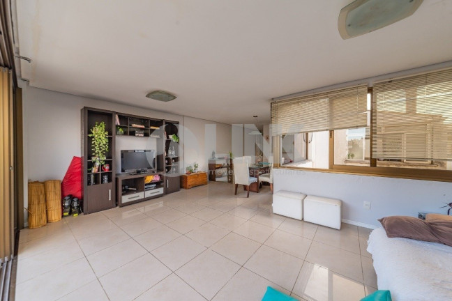 Imagem Imóvel com 2 Quartos à Venda, 150 m² em Mont Serrat - Porto Alegre