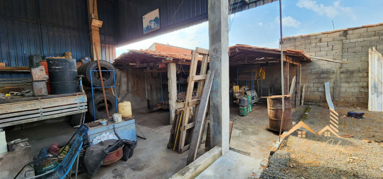 Imagem Casa com 2 Quartos à Venda, 280 m² em Vila Santa Luzia - Mogi Mirim