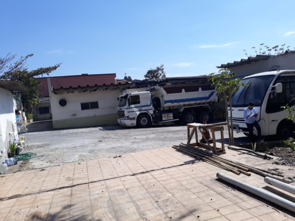Imagem Galpão à Venda, 1 m² em Vila Veloso - Carapicuíba Imagem Galpão à Venda, 1 m² em Vila Veloso - Carapicuíba