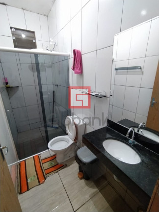Imagem Casa com 2 Quartos à Venda,  em Village Do Lago I - Montes Claros