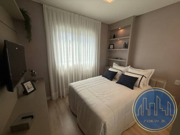 Imagem Apartamento com 3 Quartos à Venda, 134 m² em Centro - Balneário Camboriú Imagem Apartamento com 3 Quartos à Venda, 134 m² em Centro - Balneário Camboriú