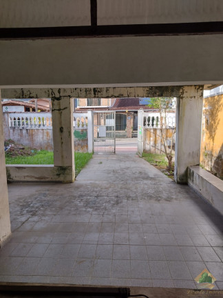 Imagem Casa com 2 Quartos à Venda, 100 m² em Centro - Ubatuba Imagem Casa com 2 Quartos à Venda, 100 m² em Centro - Ubatuba