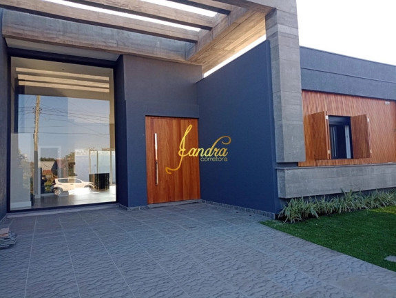 Imagem Casa com 4 Quartos à Venda, 177 m² em Centro - Xangri-la
