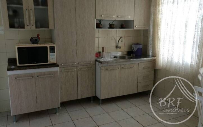 Imagem Casa com 6 Quartos à Venda, 196 m² em Balneário - Florianópolis