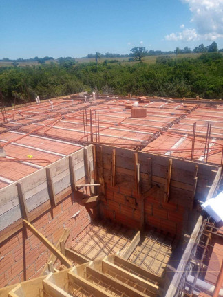 Imagem Sobrado com 4 Quartos à Venda, em Gravataí Imagem Sobrado com 4 Quartos à Venda, em Gravataí