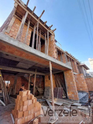 Imagem Casa com 3 Quartos à Venda, 180 m² em Centro - Balneário Camboriú