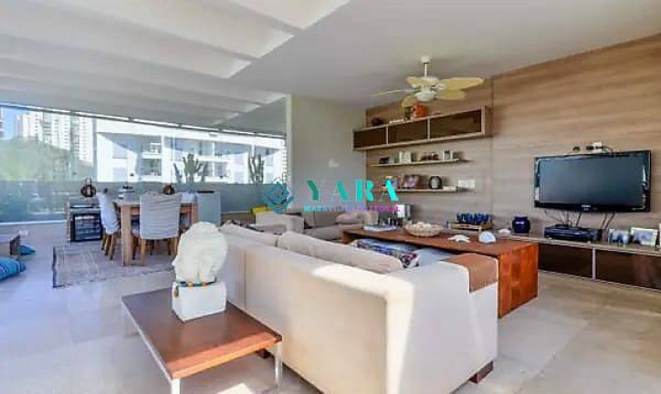 Imagem Casa com 3 Quartos à Venda, 240 m² em Vila Andrade - São Paulo Imagem Casa com 3 Quartos à Venda, 240 m² em Vila Andrade - São Paulo