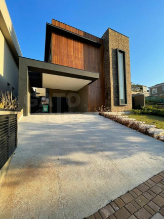 Imagem Casa com 4 Quartos à Venda, 370 m² em Alphaville - Santana De Parnaíba Imagem Casa com 4 Quartos à Venda, 370 m² em Alphaville - Santana De Parnaíba