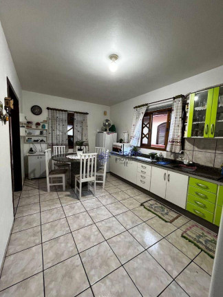 Imagem Casa com 5 Quartos à Venda, 178 m² em Centro - Penha Imagem Casa com 5 Quartos à Venda, 178 m² em Centro - Penha