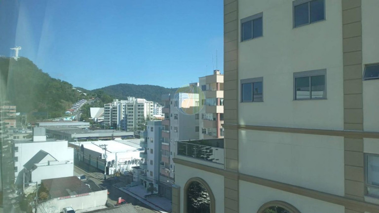 Imagem Apartamento com 3 Quartos à Venda, em Centro - Balneário Camboriú Imagem Apartamento com 3 Quartos à Venda, em Centro - Balneário Camboriú