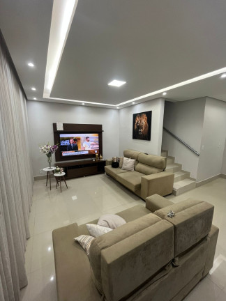Imagem Casa com 3 Quartos à Venda, 260 m² em Samambaia Norte (samambaia) - Brasília Imagem Casa com 3 Quartos à Venda, 260 m² em Samambaia Norte (samambaia) - Brasília