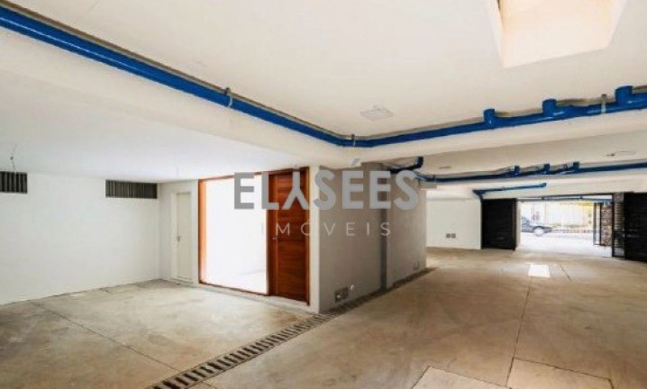 Imagem Casa com 3 Quartos à Venda, 272 m² em Moema - São Paulo Imagem Casa com 3 Quartos à Venda, 272 m² em Moema - São Paulo