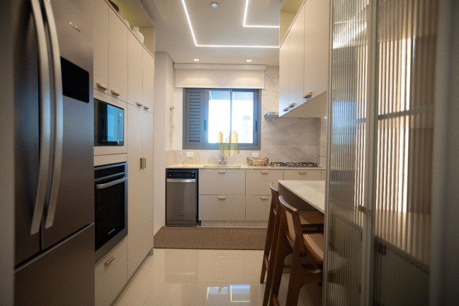Imagem Apartamento com 4 Quartos à Venda, 182 m² em Centro - Balneário Camboriú Imagem Apartamento com 4 Quartos à Venda, 182 m² em Centro - Balneário Camboriú
