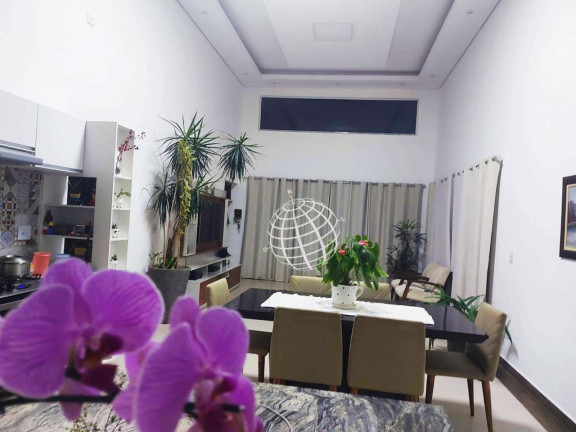 Imagem Casa com 3 Quartos à Venda, 300 m² em Jardim Dos Pinheiros - Atibaia Imagem Casa com 3 Quartos à Venda, 300 m² em Jardim Dos Pinheiros - Atibaia