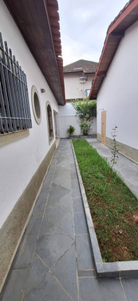 Imagem Casa com 4 Quartos à Venda, 208 m² em Balneário Stella Maris - Peruíbe Imagem Casa com 4 Quartos à Venda, 208 m² em Balneário Stella Maris - Peruíbe