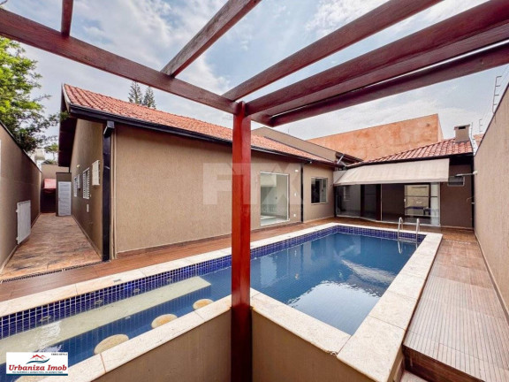 Casa com 3 Quartos à Venda, 270 m² em Jardim Autonomista - Campo Grande