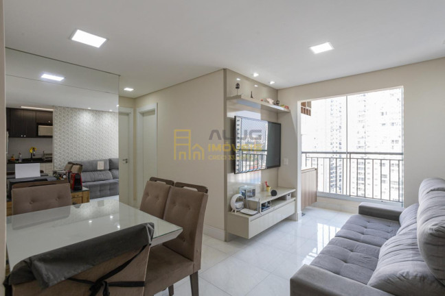 Imagem Apartamento com 2 Quartos à Venda, 55 m² em Continental - Osasco
