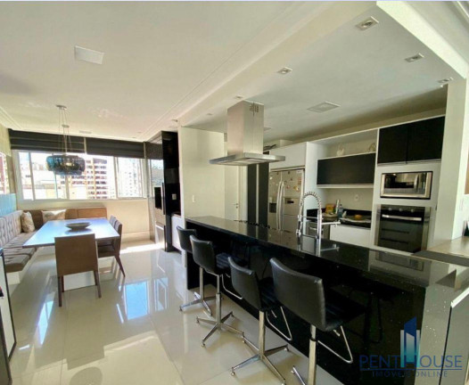 Imagem Apartamento com 3 Quartos à Venda, 137 m² em Centro - Balneário Camboriú