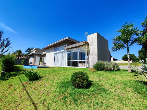 Casa com 3 Quartos à Venda, 163 m² em Ninho Verde I - Porangaba