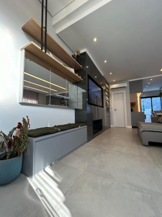 Imagem Casa com 3 Quartos à Venda, 225 m² em Ingleses Do Rio Vermelho - Florianópolis Imagem Casa com 3 Quartos à Venda, 225 m² em Ingleses Do Rio Vermelho - Florianópolis