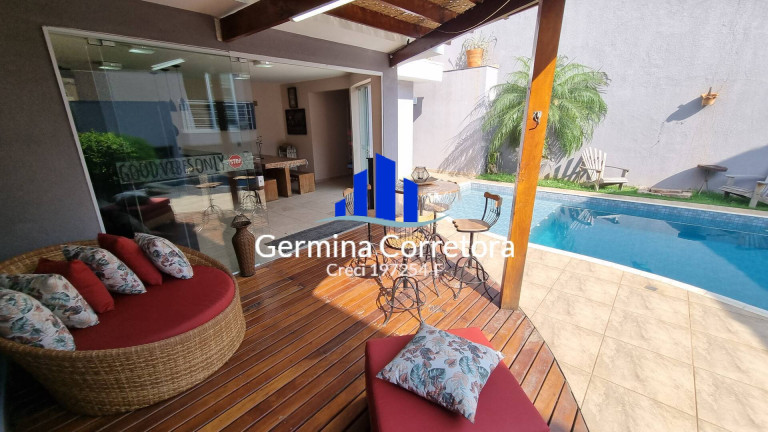 Imagem Casa com 4 Quartos à Venda, 215 m² em Suru - Santana De Parnaíba Imagem Casa com 4 Quartos à Venda, 215 m² em Suru - Santana De Parnaíba