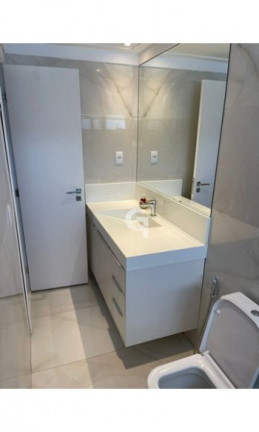 Imagem Casa com 4 Quartos à Venda, 624 m² em Busca Vida (abrantes) - Camaçari