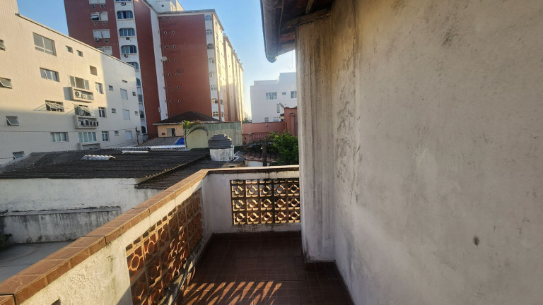 Imagem Casa com 4 Quartos à Venda, 220 m² em Gonzaga - Santos