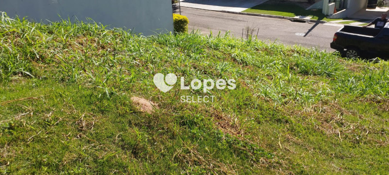 Terreno à Venda, 450 m² em Villaggio Capríccio - Louveira