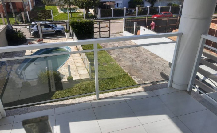 Imagem Casa com 3 Quartos à Venda, 150 m² em Centro - Xangri-lá Imagem Casa com 3 Quartos à Venda, 150 m² em Centro - Xangri-lá