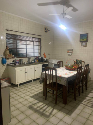 Imagem Casa com 3 Quartos à Venda, 505 m² em Vila Moraes - Iperó Imagem Casa com 3 Quartos à Venda, 505 m² em Vila Moraes - Iperó