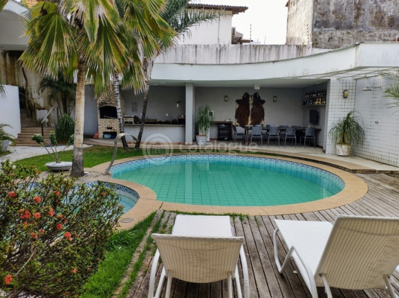 Imagem Casa com 5 Quartos à Venda, 900 m² em Candelária - Natal