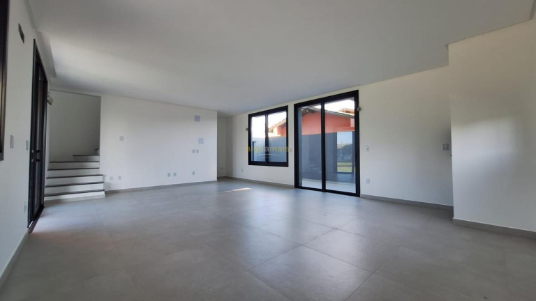 Imagem Imóvel com 3 Quartos à Venda, 123 m² em Maristela - Xangri-lá Imagem Imóvel com 3 Quartos à Venda, 123 m² em Maristela - Xangri-lá