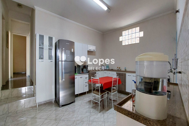 Imagem Casa com 3 Quartos à Venda, 250 m² em João Xxiii - Vinhedo Imagem Casa com 3 Quartos à Venda, 250 m² em João Xxiii - Vinhedo