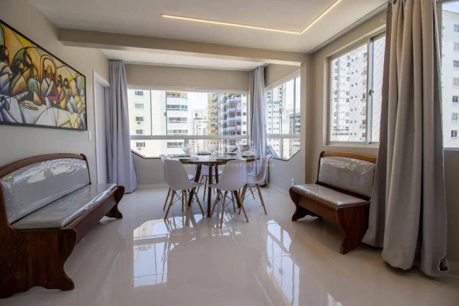 Imagem Cobertura com 4 Quartos à Venda, 163 m² em Centro - Balneário Camboriú