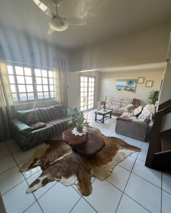 Imagem Casa com 6 Quartos à Venda, 300 m² em Coroados - Guaratuba
