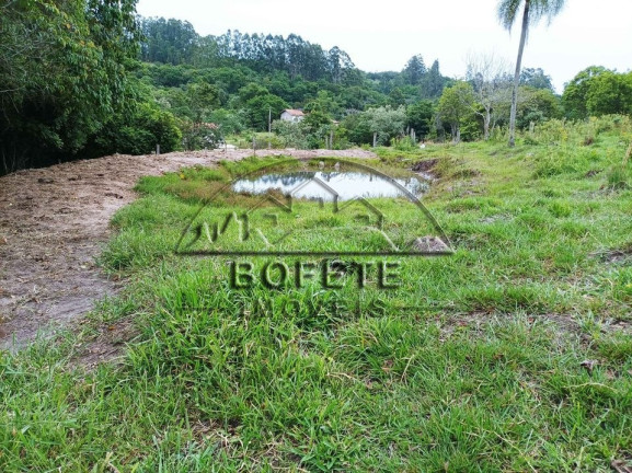 Imagem Imóvel com 3 Quartos à Venda, 20.000 m² em São Marcos - Bofete Imagem Imóvel com 3 Quartos à Venda, 20.000 m² em São Marcos - Bofete
