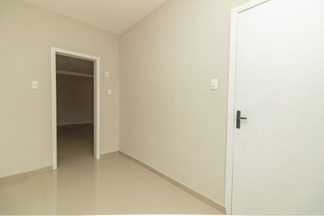 Imagem Apartamento com 3 Quartos à Venda, 147 m² em Moinhos De Vento - Porto Alegre Imagem Apartamento com 3 Quartos à Venda, 147 m² em Moinhos De Vento - Porto Alegre