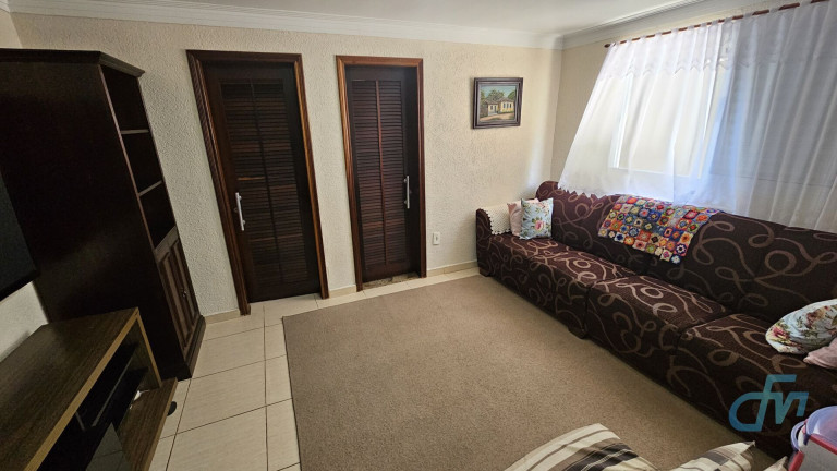 Imagem Sobrado com 5 Quartos à Venda, 202 m² em Botujuru - Mogi Das Cruzes