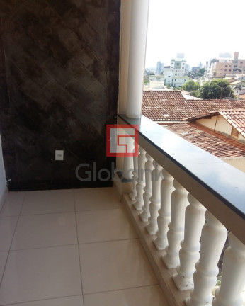 Imagem Casa com 4 Quartos à Venda, 330 m² em Vila Oliveira - Montes Claros