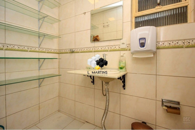 Sala Comercial à Venda, 35 m² em Bom Fim - Porto Alegre