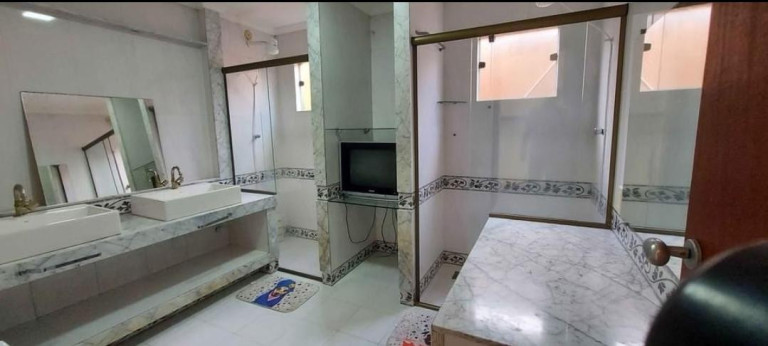 Imagem Casa com 4 Quartos para Temporada, 160 m² em Foguete - Cabo Frio